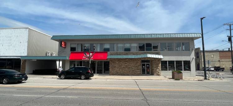 马尼托沃克戴斯酒店(Days Inn by Wyndham Manitowoc)图片