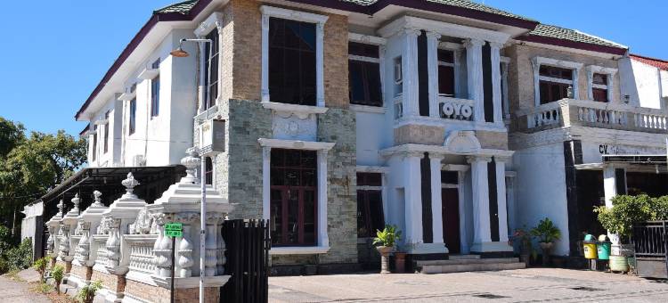 OYO1222普里加加东帕酒店(Puri Gajah Dompak)图片