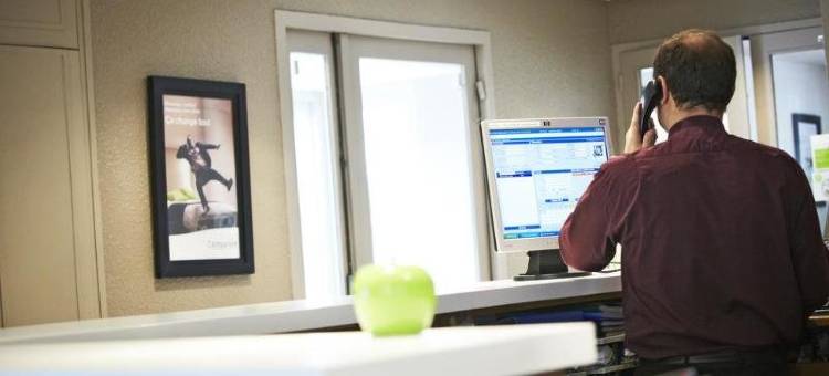 加莱康铂饭店(Campanile Calais)图片