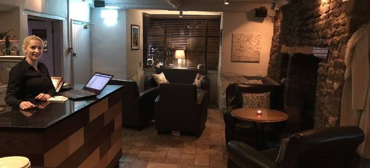 德丁顿阿姆斯酒店(The Deddington Arms)图片