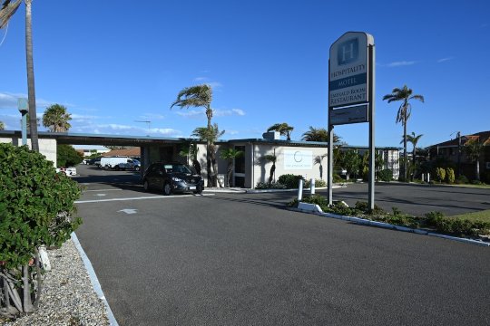 Hospitality Geraldton, SureStay Collection by Best Western Hotel Overview