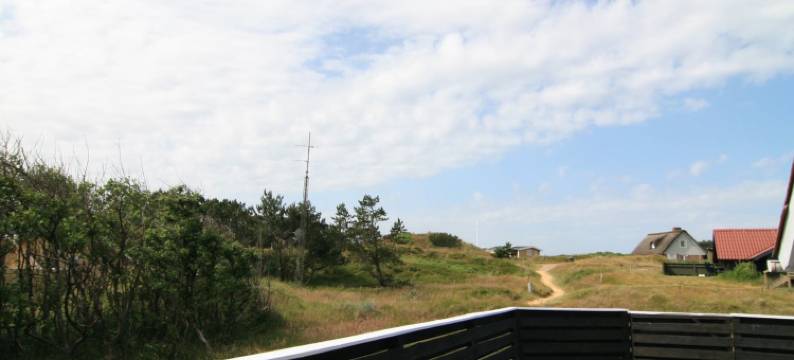 "Uma" - 400m from the Sea图片