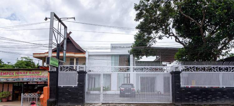 城市景观丹妮拉占碑酒店(Urbanview Daniela Jambi by RedDoorz)图片