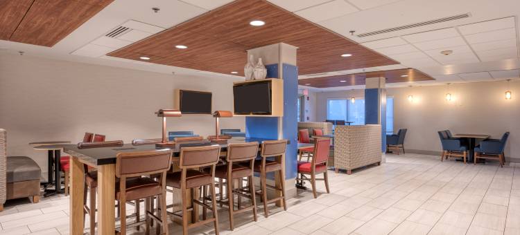 Holiday Inn Express 雷德克里夫 - 诺克斯堡 by IHG(Holiday Inn Express Radcliff - Fort Knox by IHG)图片