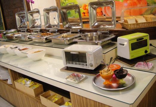 Crown Hotel Hotel Overview