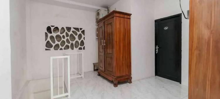 库尔科斯特伊斯兰酒店-近宾塔罗加亚交易所(KoolKost Syariah Near Bintaro Jaya Xchange)图片