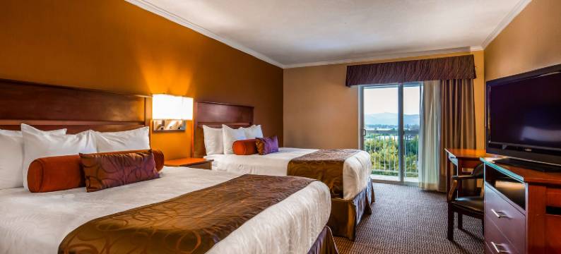 里程碑贝斯特韦斯特优质酒店(Best Western Plus Landmark Inn)图片