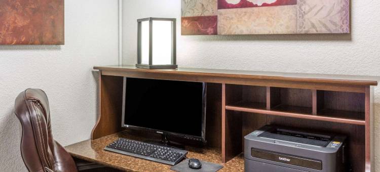 麦客达温德姆盐湖城机场酒店(Microtel Inn & Suites by Wyndham Salt Lake City Airport)图片