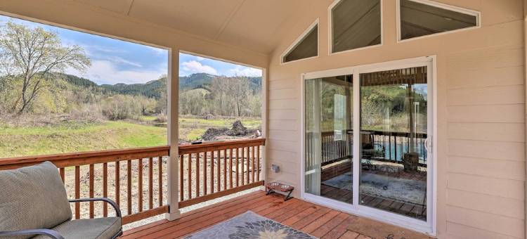 Canyonville Tiny Home on South Umpqua River!图片
