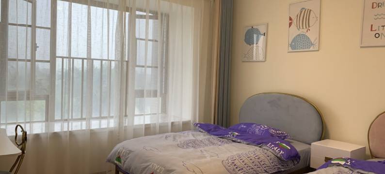 俯瞰全视野高尔夫球场亲海大五房公寓(冠岭路分店)图片