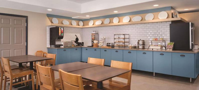 底特律湖丽怡酒店(Country Inn & Suites by Radisson, Detroit Lakes, MN)图片