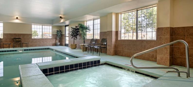 拉勒米贝斯特韦斯特套房酒店(Best Western Laramie Inn  Suites)图片