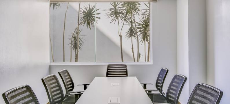 万莱昂波利夫如姆酒店(One Leon Poliforum)图片