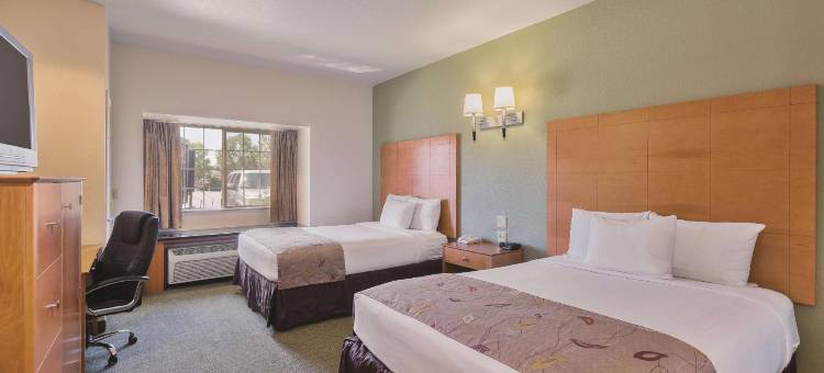图莱里拉昆塔温德姆套房酒店(La Quinta Inn & Suites by Wyndham Tulare)图片