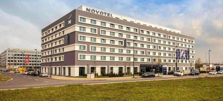 塞尔多夫机场诺富特酒店(Novotel Düsseldorf Airport)图片