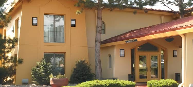 丹佛奥罗拉品质酒店(Quality Inn Aurora Denver)图片