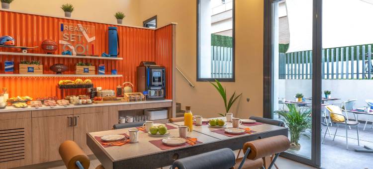 宜必思快捷瓦伦西亚中心港酒店(Ibis Budget Valencia Centro Puerto)图片