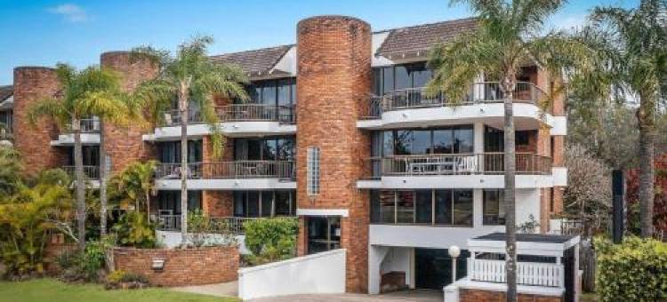 Pacific Blue - Beachfront 2 Br Apartment with Pool图片