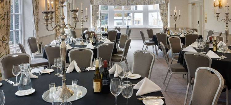 伯福德桥酒店的星期天博克斯希尔(Sunday Box Hill Burford Bridge Hotel)图片