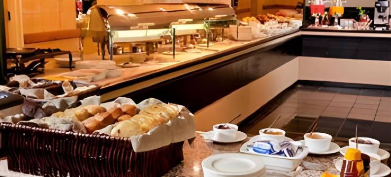 奥茨颂酒店(Oudtshoorn Inn Hotel)图片