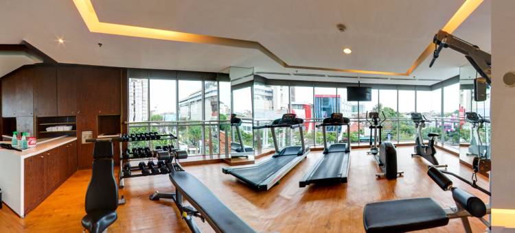 三宝垄新邦利马智选假日酒店(Holiday Inn Express Semarang Simpang Lima)图片