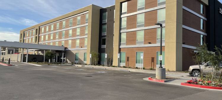 亚利桑那凤凰城机场北希尔顿惠庭酒店(Home2 Suites by Hilton Phoenix Airport North)图片
