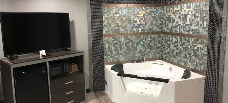 莫伯利速8酒店(Super 8 by Wyndham Moberly MO)图片