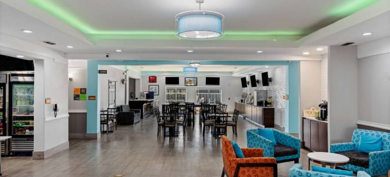 雷蒙德维尔拉昆塔温德姆套房酒店(La Quinta Inn & Suites by Wyndham Raymondville)图片