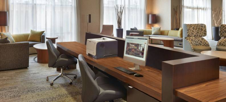 金斯顿401高速公路/Division街万怡酒店(Courtyard Kingston Highway 401/Division Street)图片