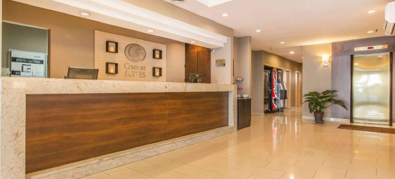 市中心舒适套房(Comfort Suites Downtown)图片