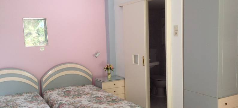 特拉富罗斯公寓(Travlos Studios)图片