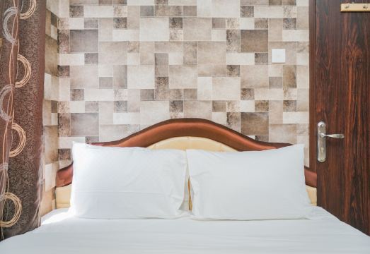 Relieved 1Br Apartment at Serpong Greenview Hotel Overview