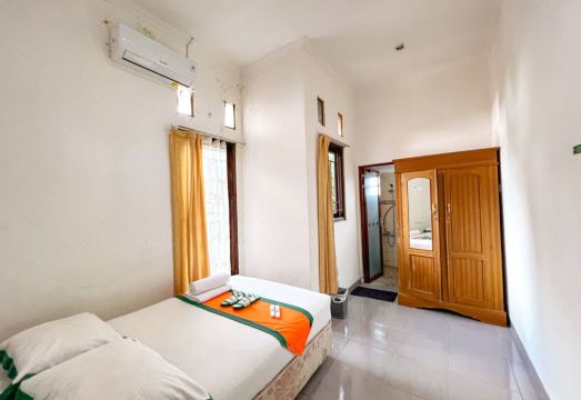 Homestay Jogja Jakal 3 Dekat Ugm by Simply Homy Hotel Overview