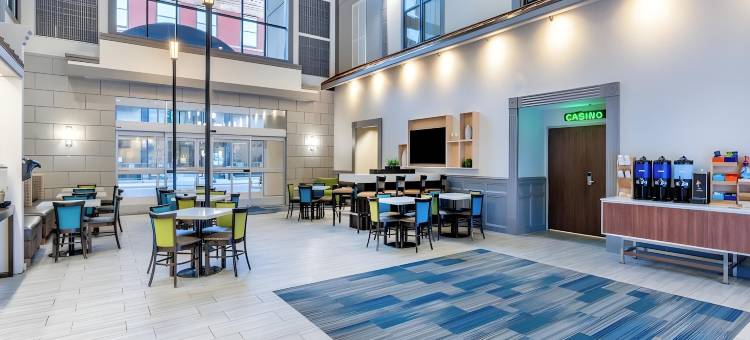 智选假日套房酒店戴德伍德，砂金娱乐场(Holiday Inn Express & Suites Deadwood-Gold Dust Casino)图片