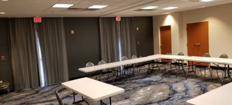 芒特弗农雷德湖万豪万枫酒店(Fairfield Inn & Suites Mount Vernon Rend Lake)图片