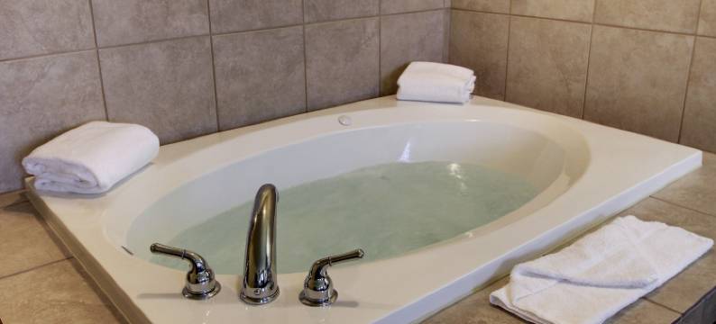 林顿鹅卵石套房酒店(Cobblestone Inn & Suites - Linton)图片