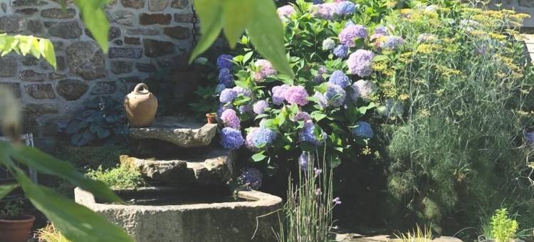 曾经西部酒店(Il était Une Fois à l'Ouest "Lamballe-Armor")图片