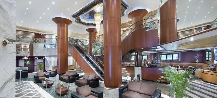 上将广场酒店(Admiral Plaza Hotel)图片