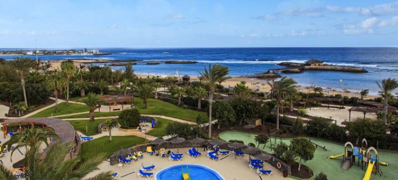 厄尔巴卡洛塔海滩度假酒店&会议中心(Elba Carlota Beach & Golf Resort)图片