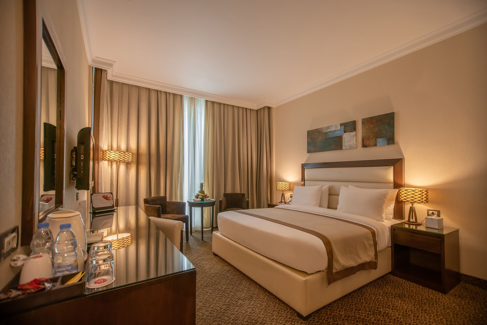 Lancaster Raouche HotelOver view