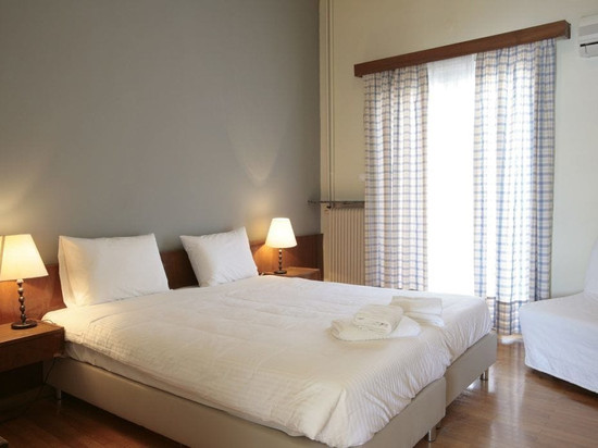 蒂奥森尼亚酒店