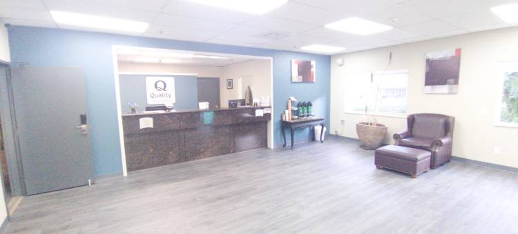 威尔逊维尔凯艺套房酒店(Quality Inn & Suites Wilsonville)图片