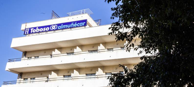阿尔穆涅卡托沃索酒店(Hotel Toboso Almuñécar)图片