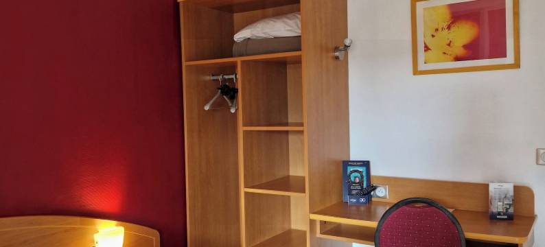 普雷斯特酒店(Prest'Hôtel Epinal Chavelot)图片