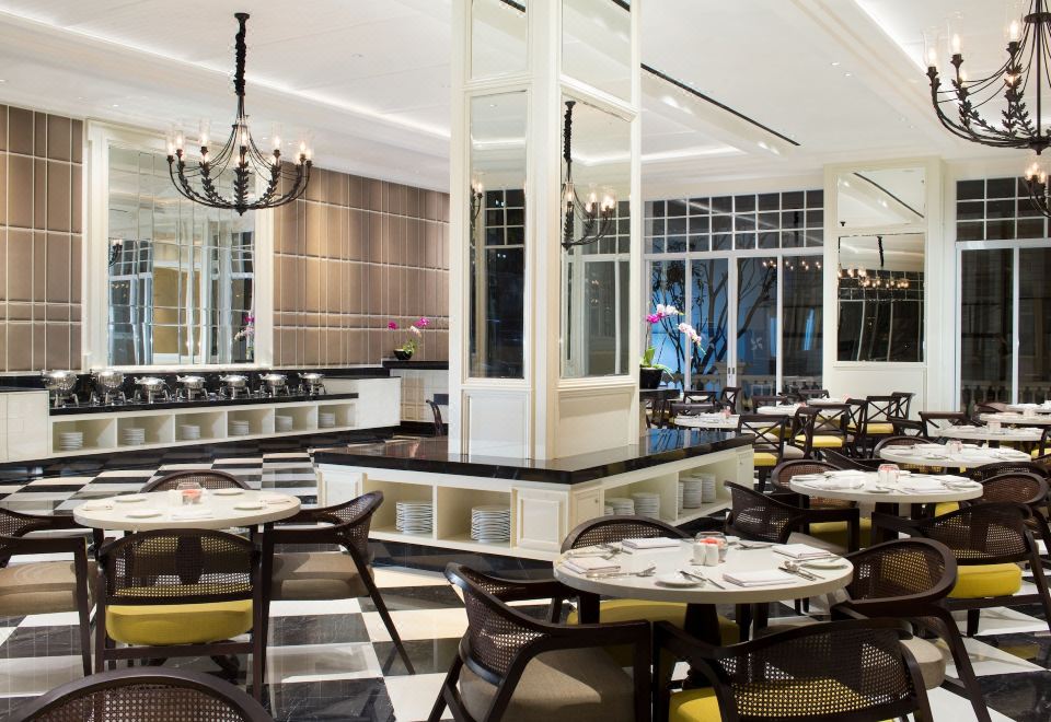 Four Points by Sheraton Bandung Hotel Overview