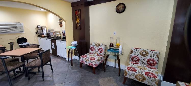 罗德威酒店及套房休斯顿靠近医疗中心(Rodeway Inn & Suites Houston Near Medical Center)图片