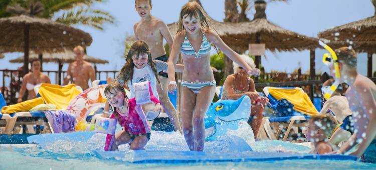 厄尔巴卡斯蒂略圣乔治&安提瓜套房酒店(Elba Castillo San Jorge & Antigua Suite Hotel)图片