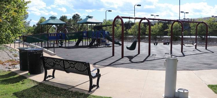 隆特利高尔夫俱乐部及酒店(Lone Tree Golf Club and Hotel)图片