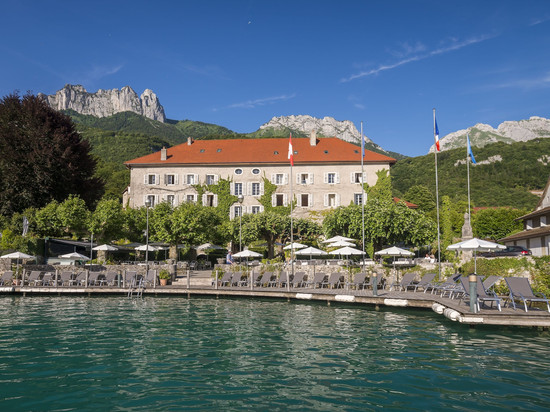 塔卢瓦尔修道院餐厅酒店