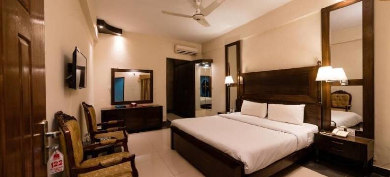 Laraib旅馆(Millennium Gold Hotel)图片